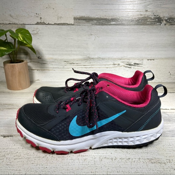 Nike Wild Trail Running Shoes - Picture 3 of 7